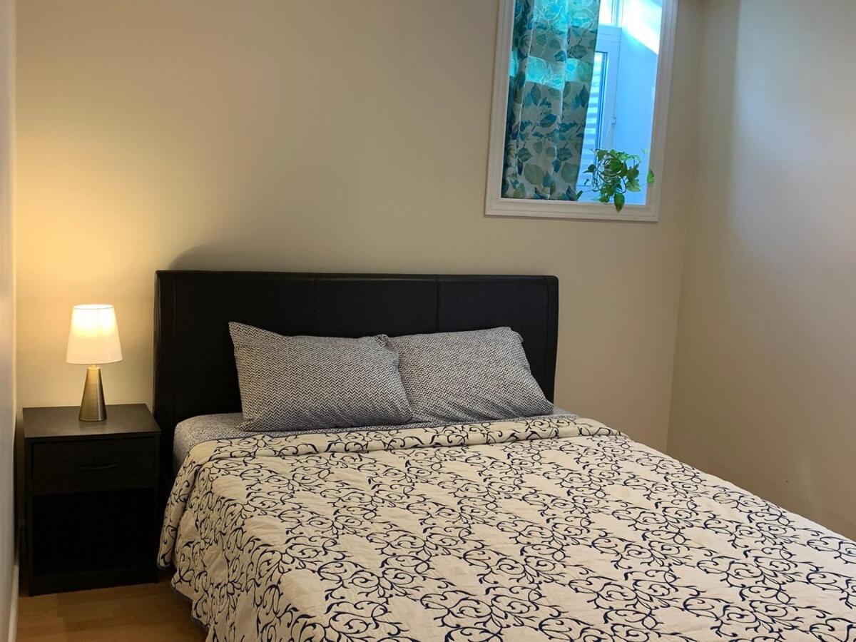 Finished 2 Bedroom Apartment In An Upscale Area Of Ajax Eksteriør billede